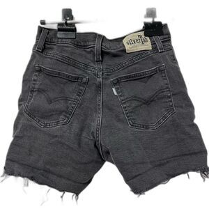 Levi’s Silvertab cut off washed black mom denim shorts size 28